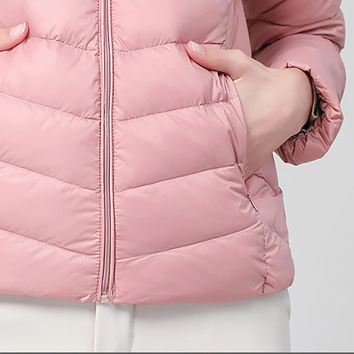 Borniu Women's Lightweight Puffer Jacket Stand Collar Zip Up Quilted Winter Coat Casual Slim Fit Warm Down Jackets